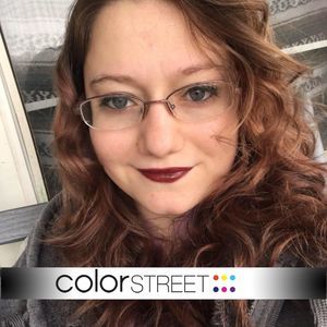 Meet your Posher, Stephy